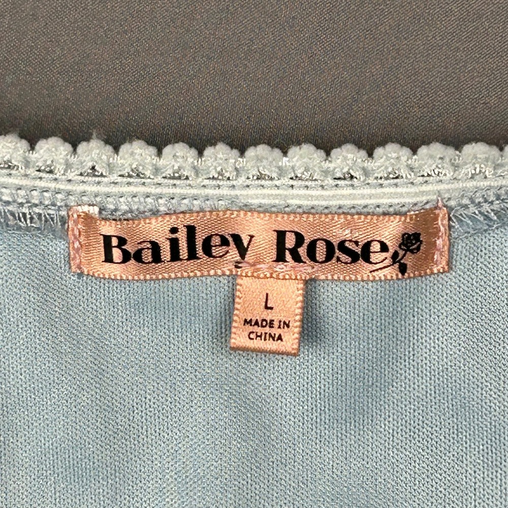 Bailey Rose Light Blue Lace Mini Dress V-Neck Hook & Eye Slit Size L - Picture 3 of 12